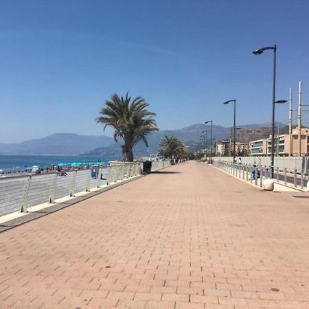 발레크로시아 Casa Mare - 250M Dalla Spiaggia 아파트 외부 사진